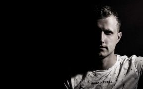 people 3111033 1920