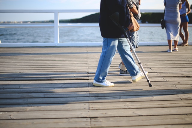 adult beach crutch 6002