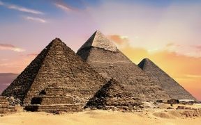 pyramids 2371501 640